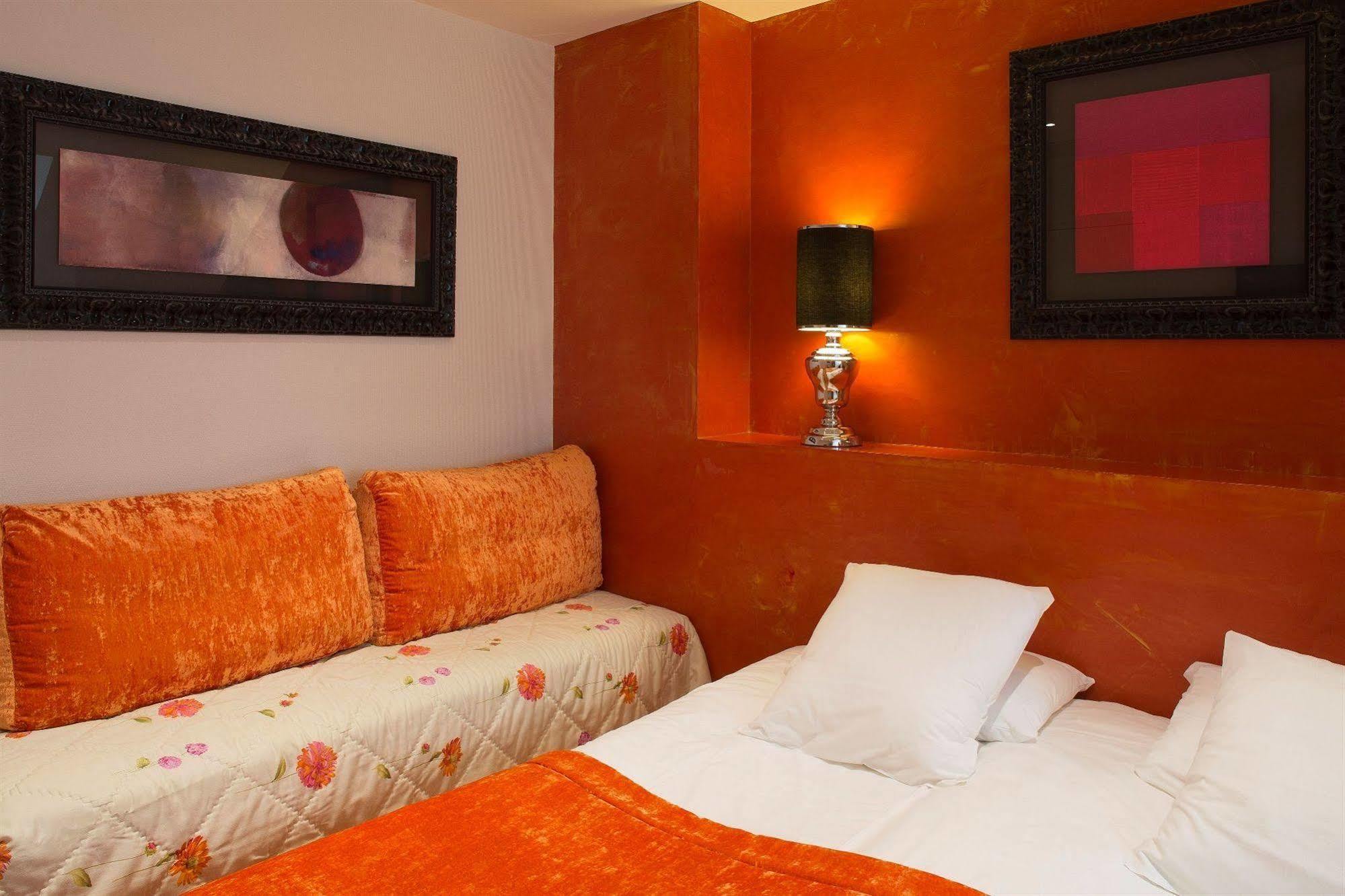 Le Et Hotel Dracy-le-Fort